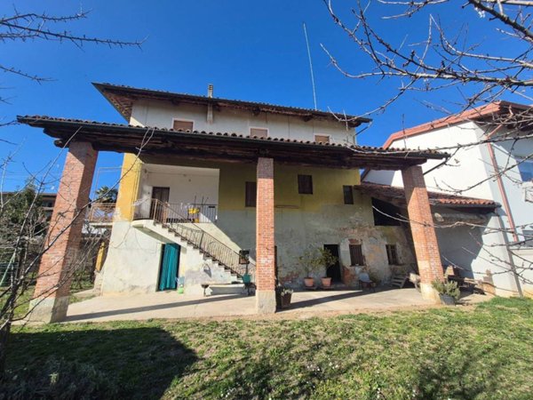 casa indipendente in vendita a Magliano Alpi