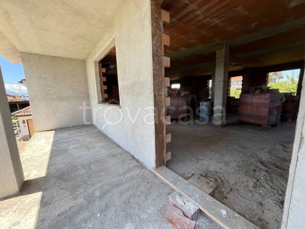 casa indipendente in vendita a Magliano Alpi