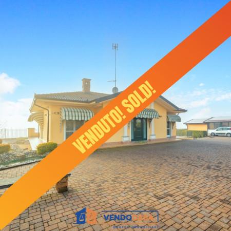 casa indipendente in vendita a Magliano Alpi