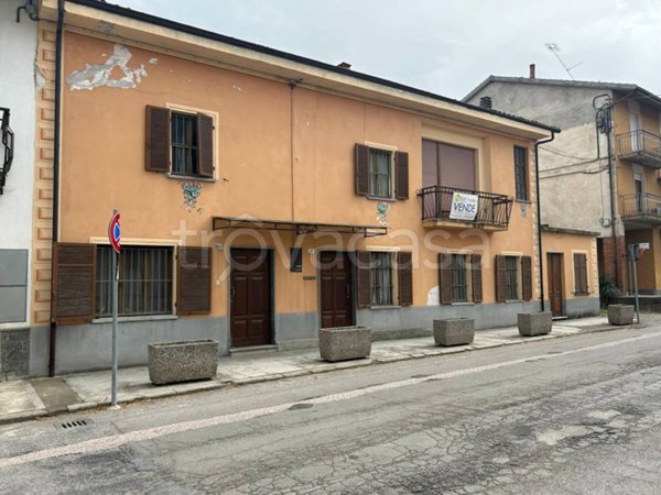 casa indipendente in vendita a Magliano Alpi