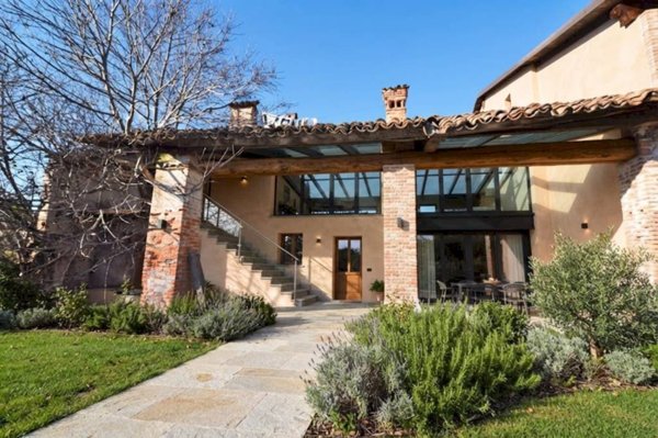 casa indipendente in vendita a Magliano Alpi