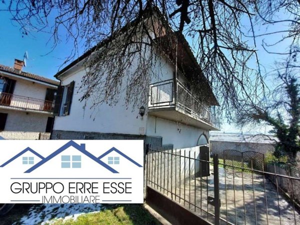 casa indipendente in vendita a Magliano Alpi