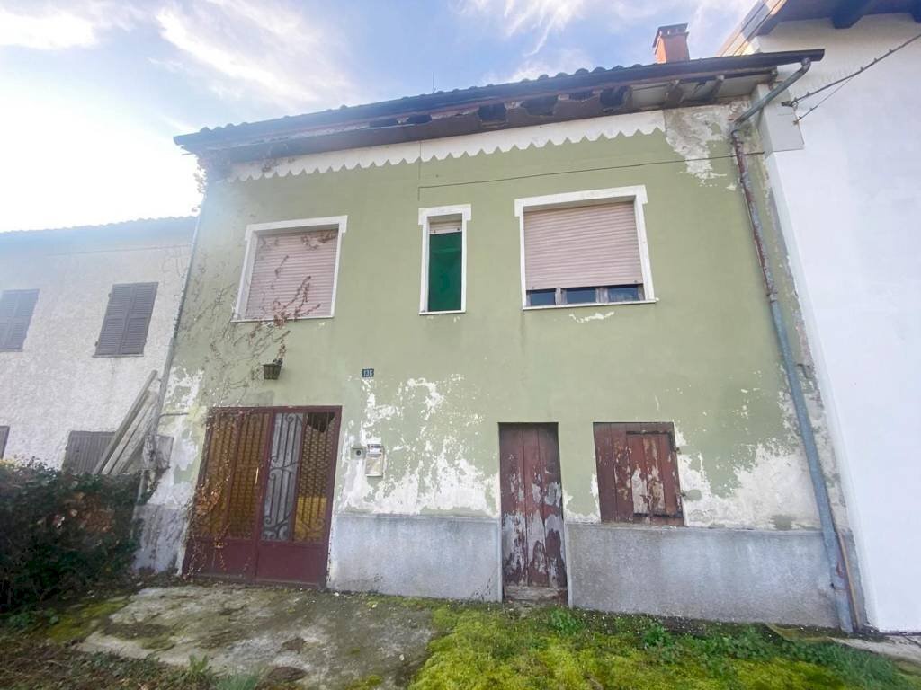 casale in vendita a Magliano Alpi