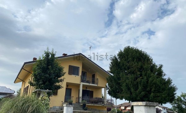 casa indipendente in vendita a Magliano Alpi