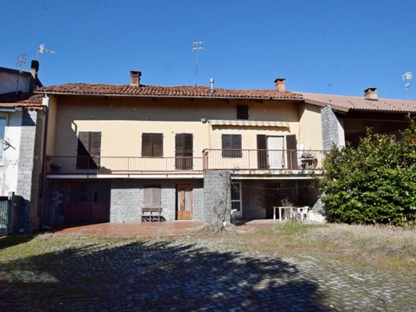 casa indipendente in vendita a Magliano Alpi
