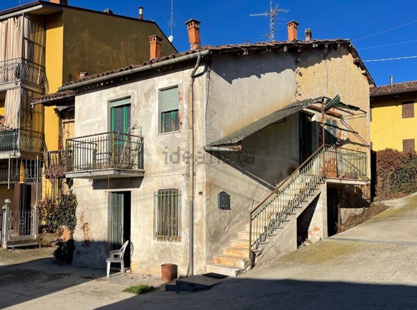 casa semindipendente in vendita a Magliano Alpi
