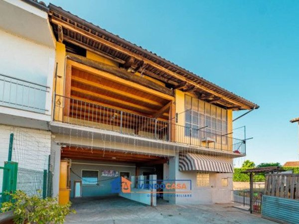 casa indipendente in vendita a Magliano Alpi