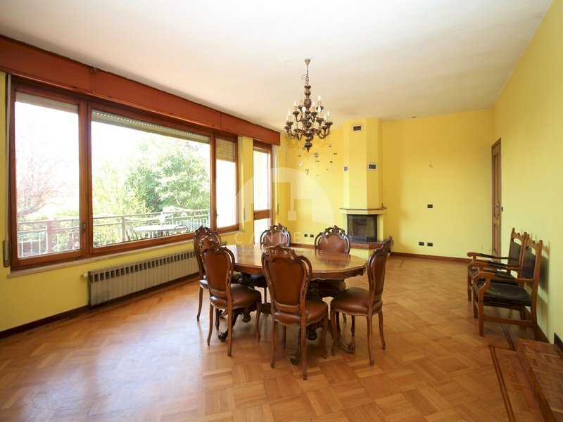 casa indipendente in vendita a Magliano Alpi