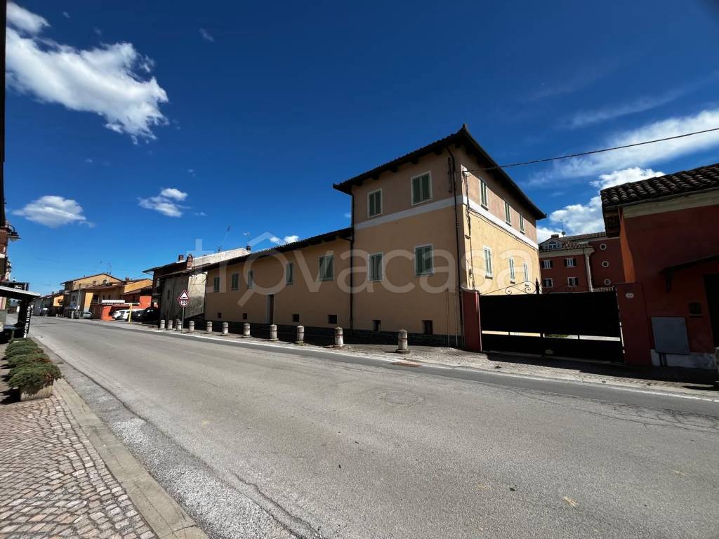 casa indipendente in vendita a Magliano Alpi