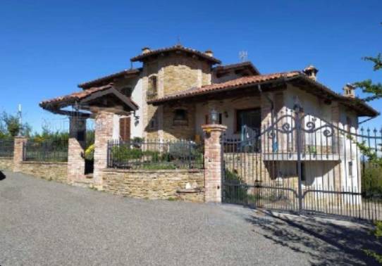 casa indipendente in vendita a Mango
