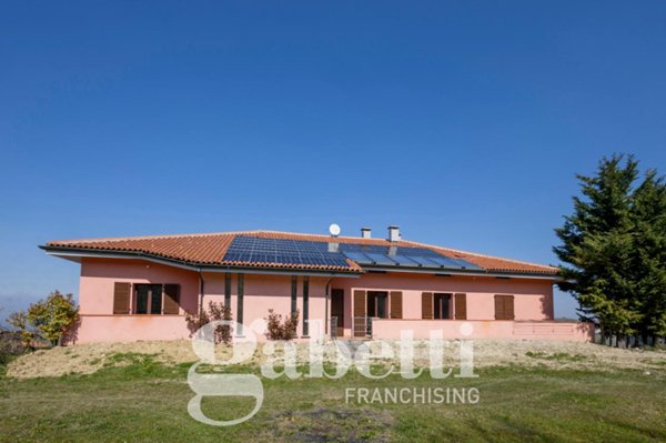 casa indipendente in vendita a Mango