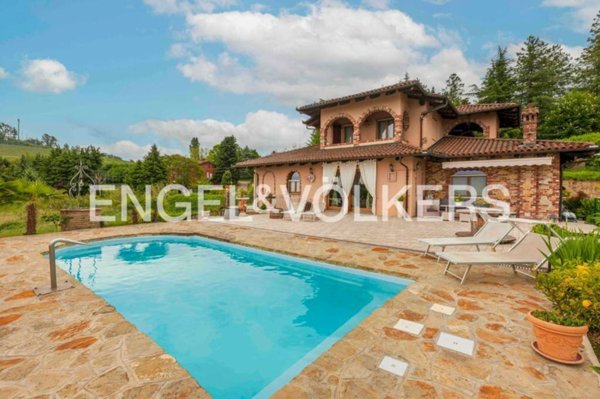 casa indipendente in vendita a Mango