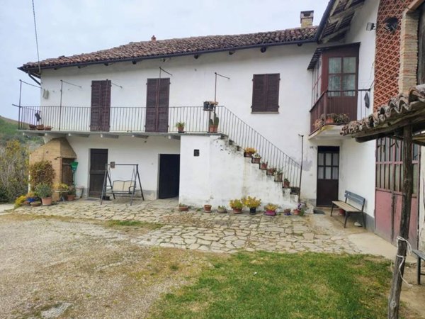 casa indipendente in vendita a Mango