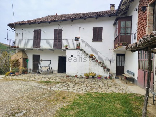 casa indipendente in vendita a Mango