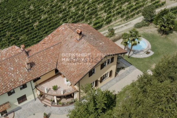 casa indipendente in vendita a Mango
