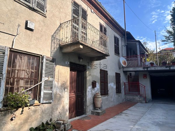 casa indipendente in vendita a Mango