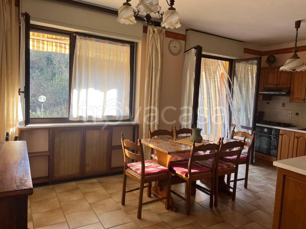 casa indipendente in vendita a Manta