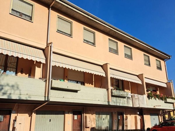 casa indipendente in vendita a Manta