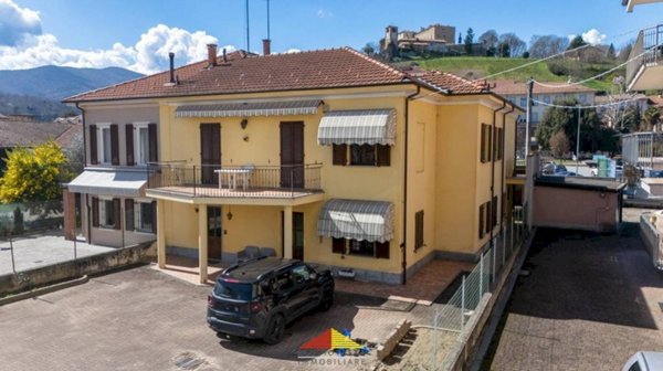 casa indipendente in vendita a Manta