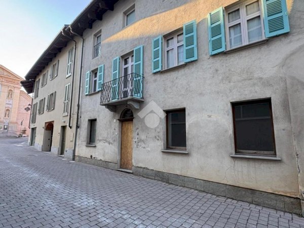 multivano in vendita a Manta