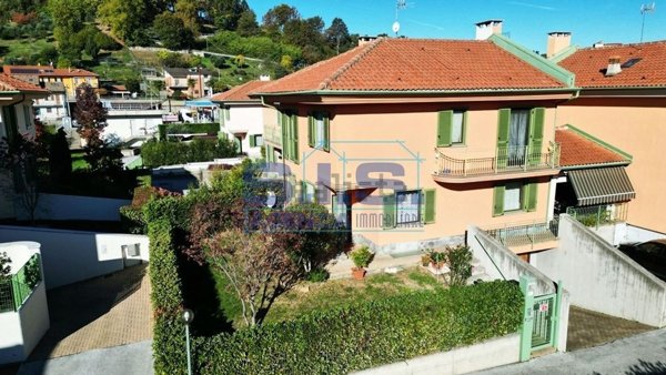 casa indipendente in vendita a Manta