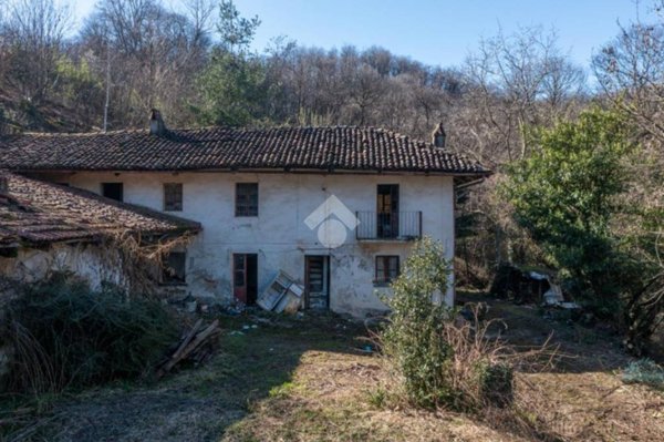 casa indipendente in vendita a Manta