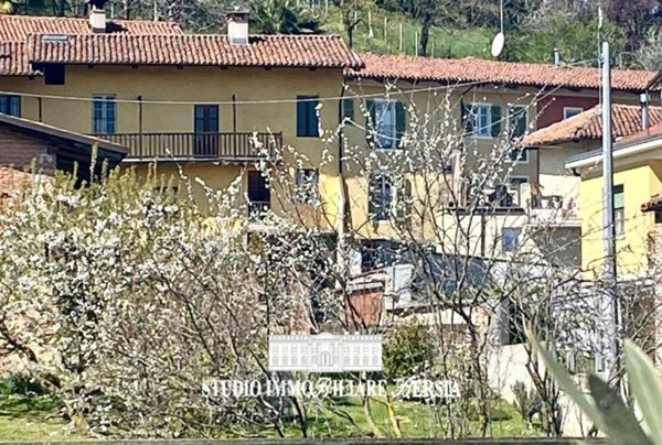 casa indipendente in vendita a Manta