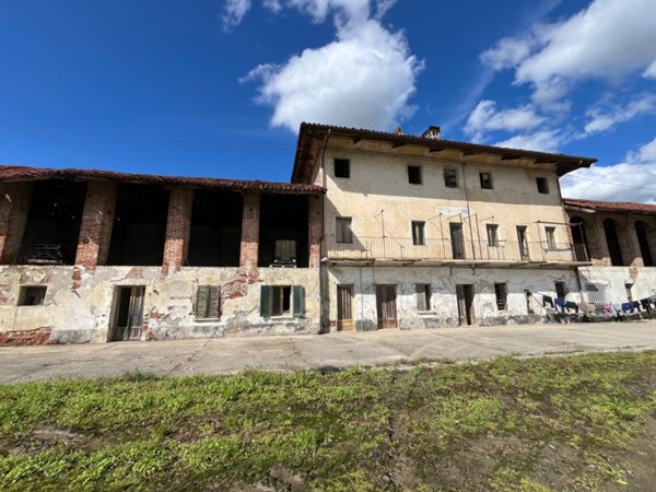 casale in vendita a Marene