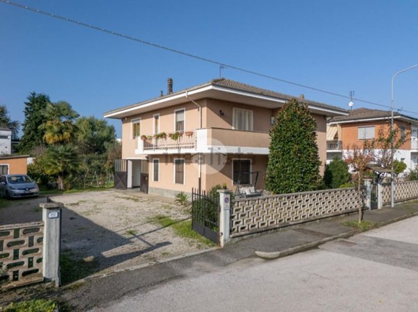 casa indipendente in vendita a Marene