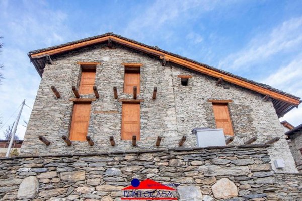 casa indipendente in vendita a Marmora in zona Reinero