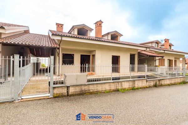 casa indipendente in vendita a Martiniana Po