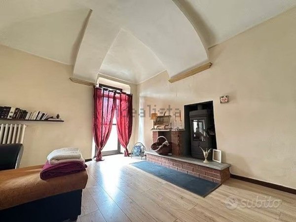 appartamento in vendita a Moiola