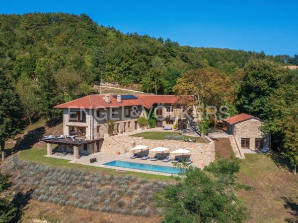 casa indipendente in vendita a Mombarcaro