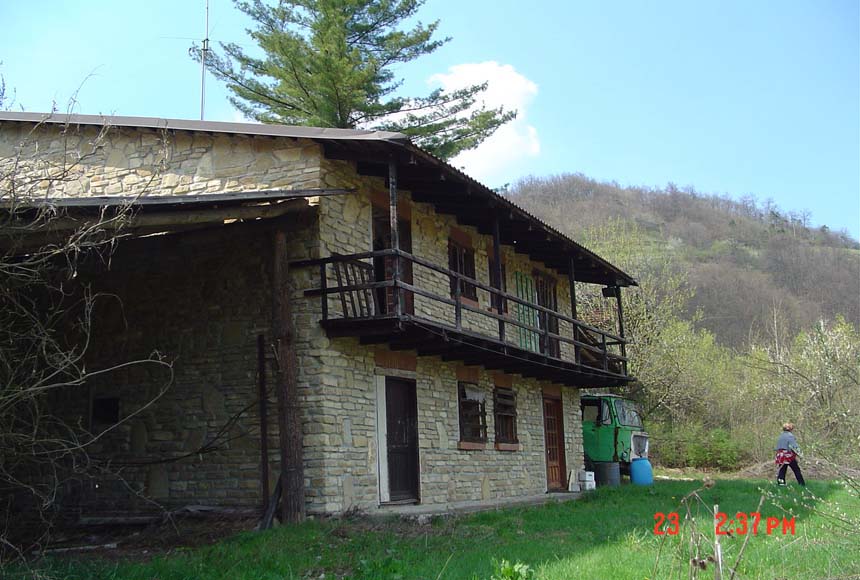 casa indipendente in vendita a Mombarcaro