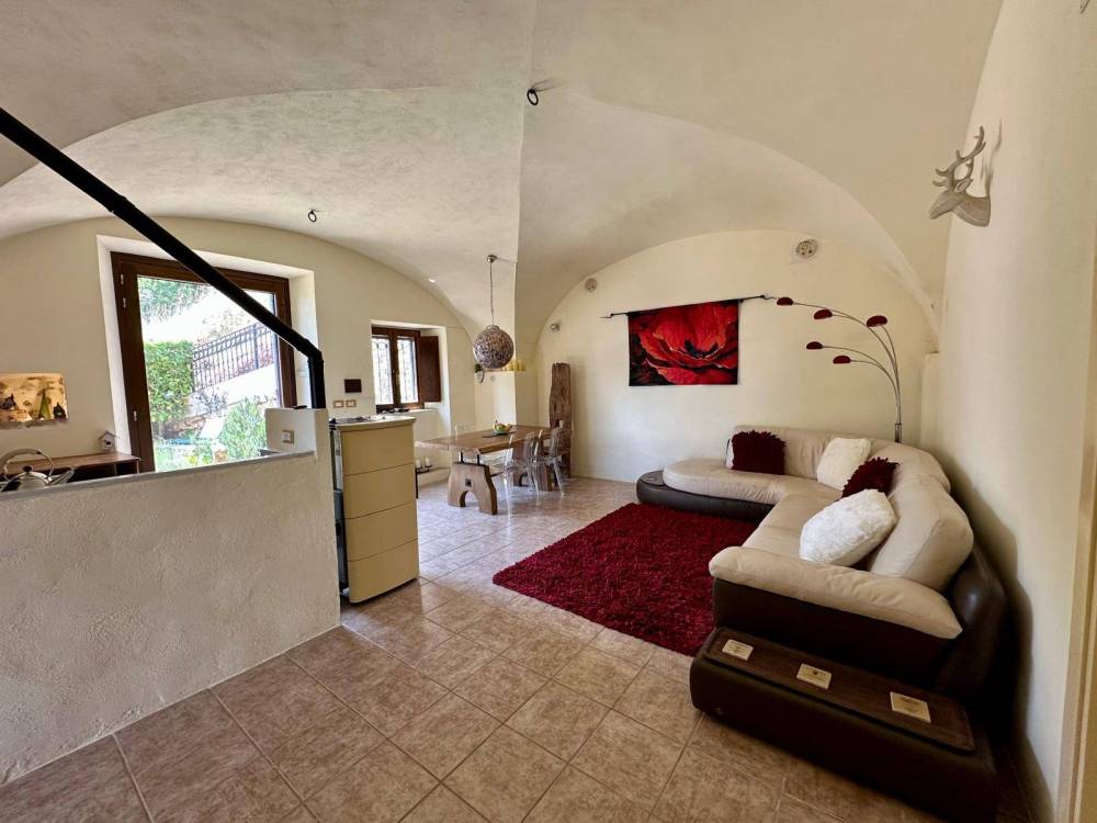 appartamento in vendita ad Acciano