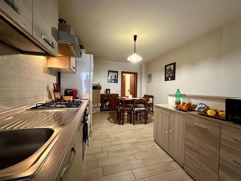 casa indipendente in vendita ad Acciano