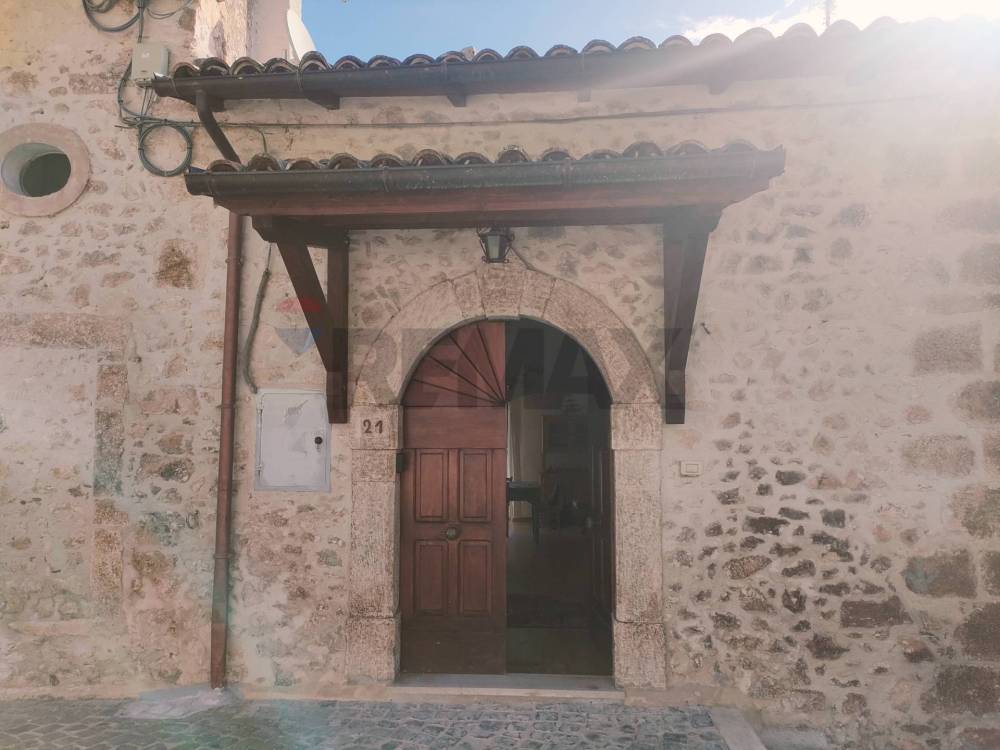 appartamento in vendita ad Acciano