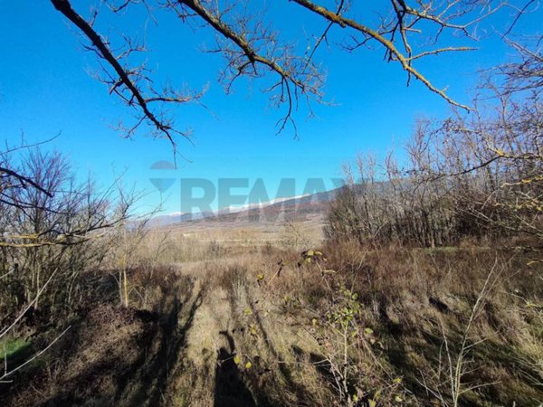 terreno edificabile in vendita ad Acciano