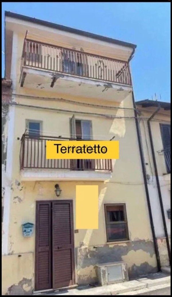 casa indipendente in vendita ad Aielli