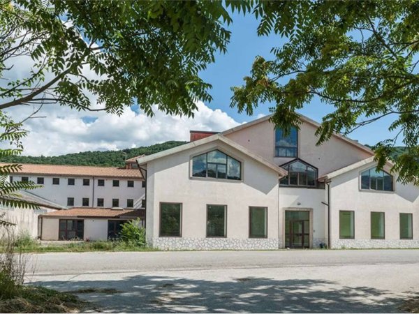 intera palazzina in vendita ad Alfedena