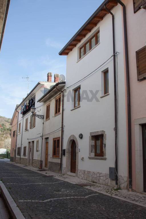 casa indipendente in vendita ad Alfedena