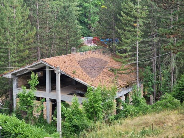 casale in vendita ad Alfedena