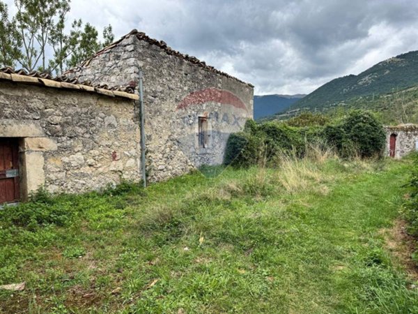 casa indipendente in vendita ad Alfedena