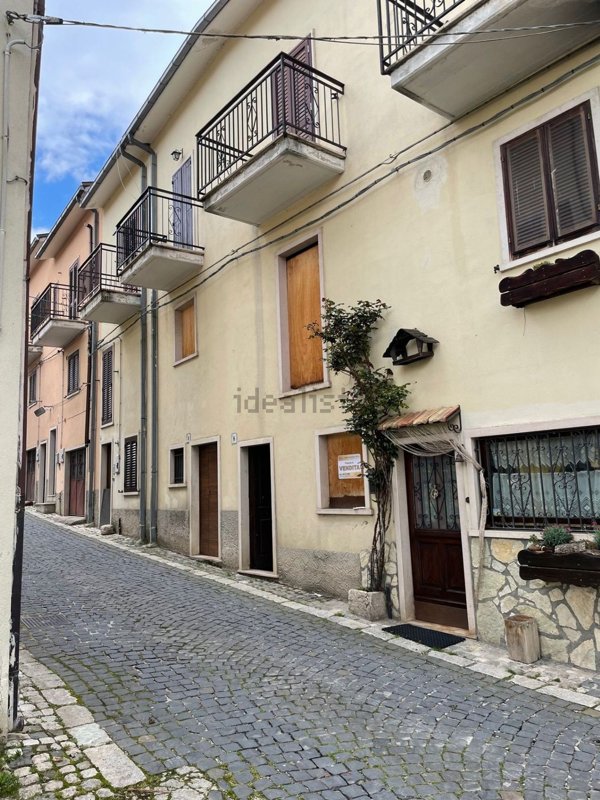 casa indipendente in vendita ad Alfedena