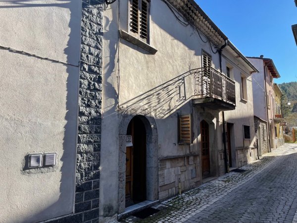 casa indipendente in vendita ad Alfedena