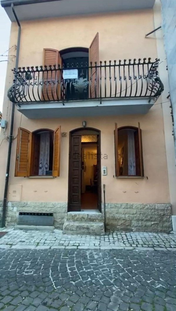 casa indipendente in vendita ad Alfedena