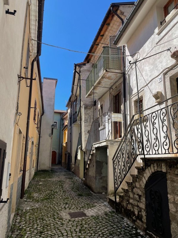 casa indipendente in vendita ad Alfedena