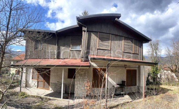 casa indipendente in vendita ad Alfedena
