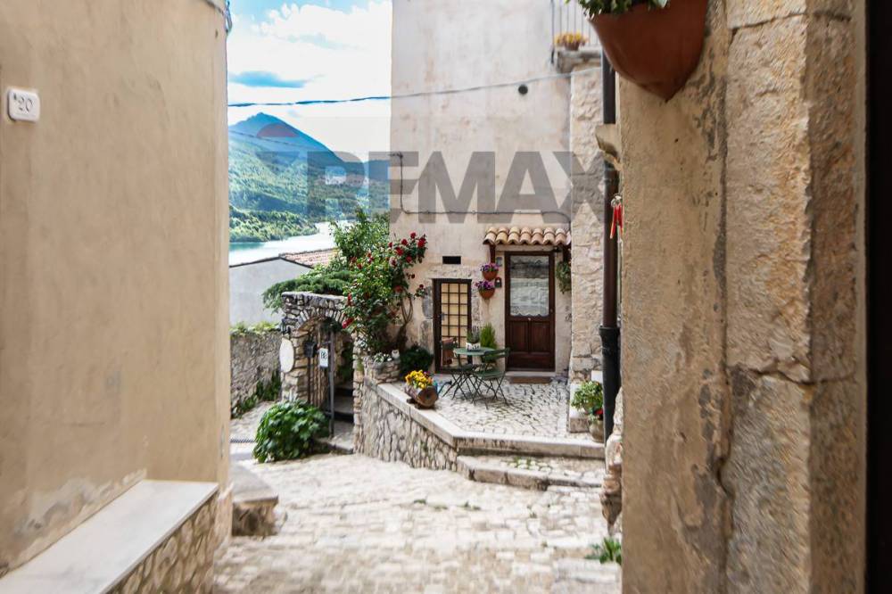 casa indipendente in vendita ad Alfedena