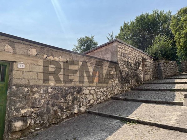 casa indipendente in vendita ad Alfedena